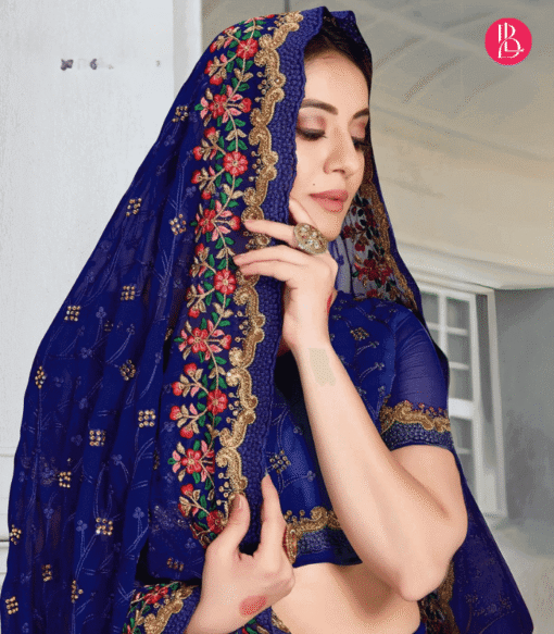 এক্সক্লুসিভ ইন্ডিয়ান ওয়েটলেস চিনিগুড়া এমব্রয়ডারি করা শাড়ি - Image 2